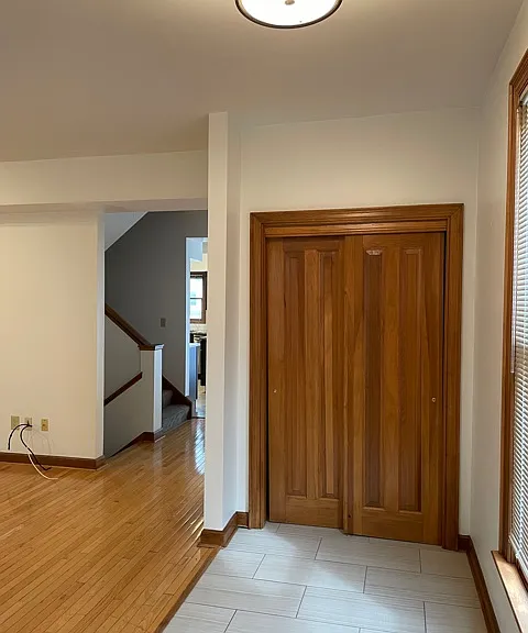 74 W Hubbard Ave — Photo 2
