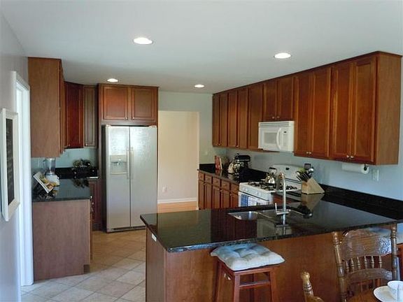 5th image of 6640 S Lakewinds Blvd