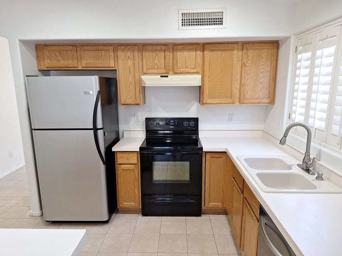 North Phoenix Rental — Photo 4