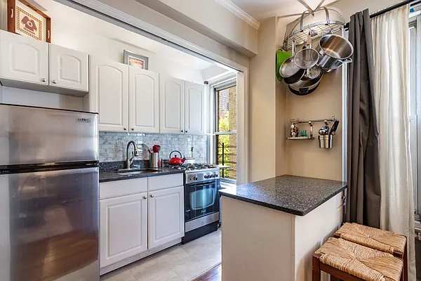 Sold by Compass | media 12