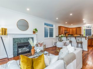 1126A 10th Ave E, Seattle, WA 98102