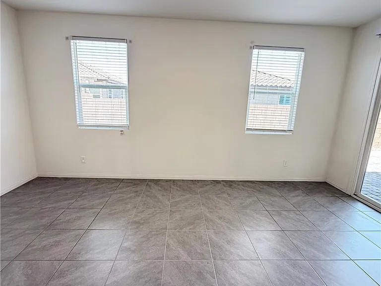 4256 Scarlet Cob Ave — Photo 22
