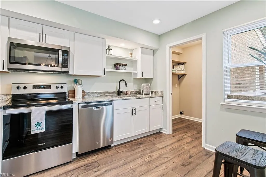 623 Red Horse Lane - 1 — Photo 3