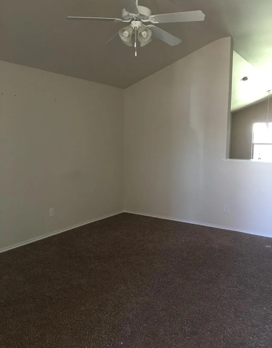 7017 96th Street — Photo 3