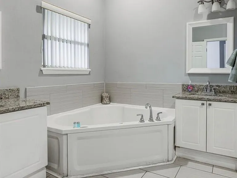 2704 Club Cortile Cir — Photo 22