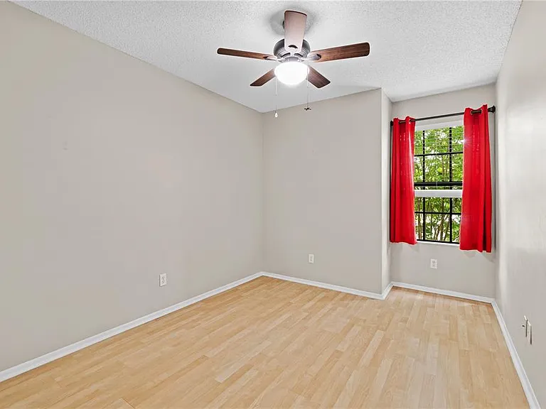 2941 Lowell Ct — Photo 30