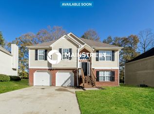 4064 Mistymorn Ln, Powder Springs, GA 30127