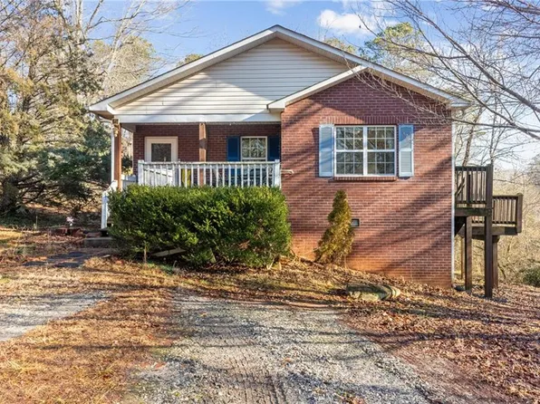110 Clearview, Clarkesville, GA 30523