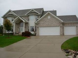 5715 Amber Way, Johnsburg, IL 60051