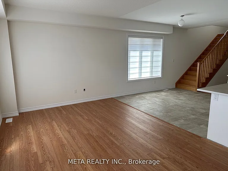 34 Durham Ave — Photo 10