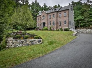 5 Snowcrest Run, North Reading, MA 01864