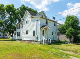 205 4th St N, Virginia, MN 55792