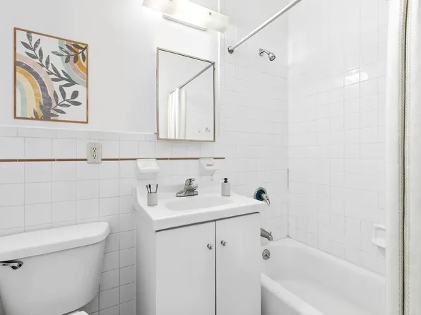 248 East 3rd Street 3B image 4 of 5