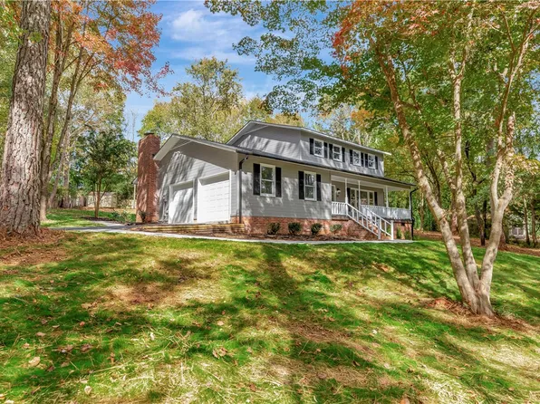 287 Issaqueena Dr, Central, SC 29630