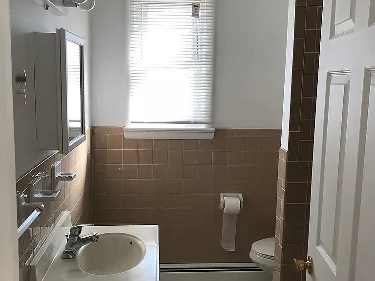 175 Wegman Pkwy #3 — Photo 8