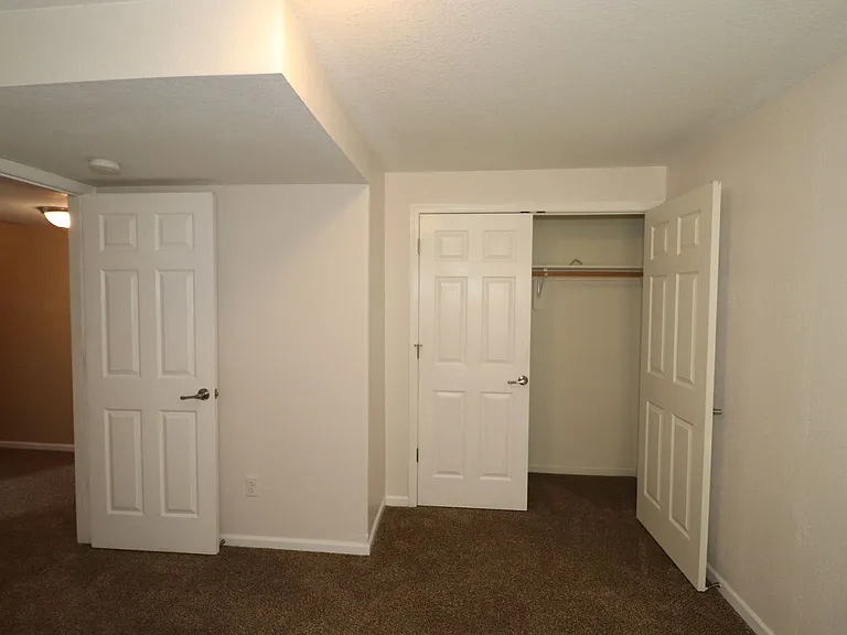 2116 Thompson Dr — Photo 14