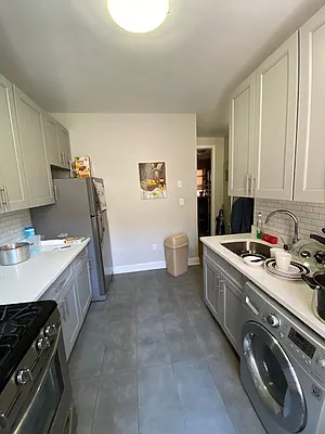 Rented by Mdays Realty | media 18