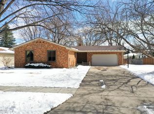 3631 Evergreen Rd N, Fargo, ND 58102