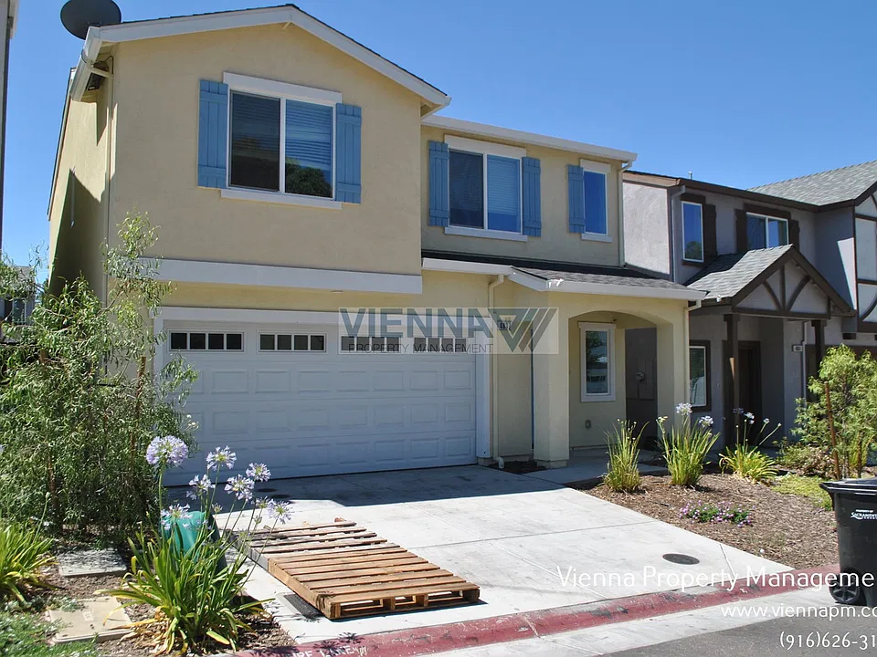 4837 Morgera Ln