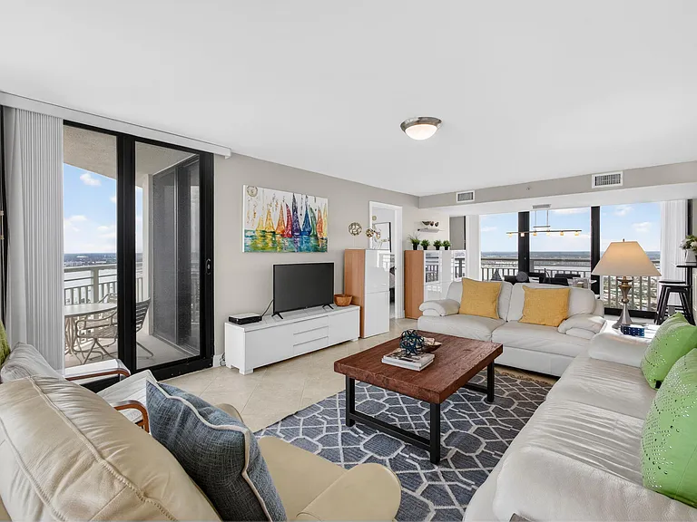 3000 N Ocean Dr — Photo 21