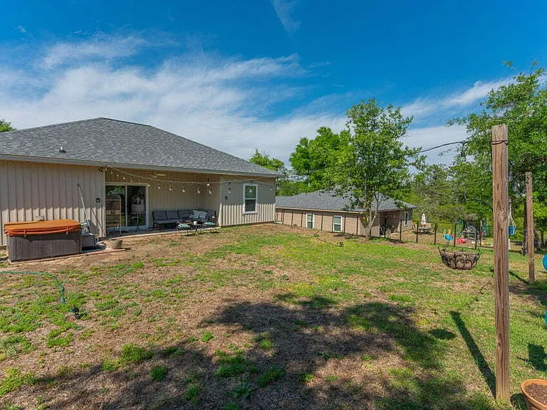 150 E Hibiscus Ave — Photo 22
