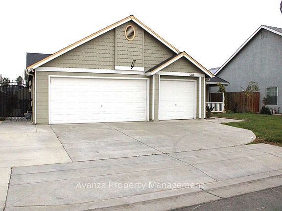 4th image of 5428 W Saginaw Way