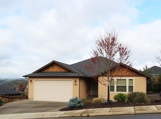 1890 NE Sunset St, Roseburg, OR