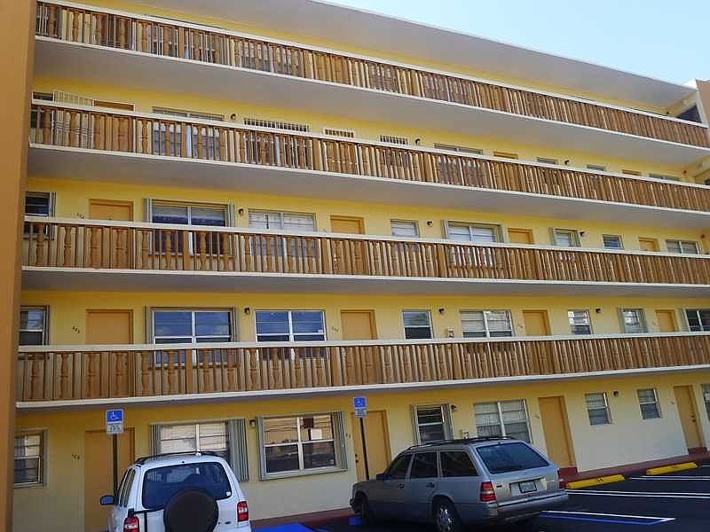 1st image of 1629 NW North River Dr APT 302
