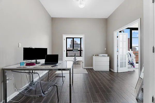 Rented by REAL New York | media 10