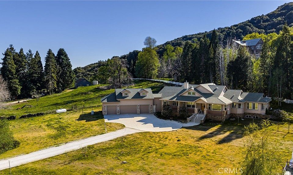 1st image of 11821 Raspberry Ln