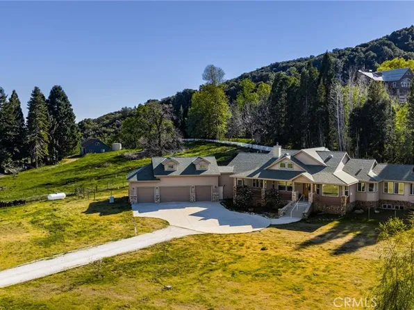 11821 Raspberry Ln, Oak Glen, CA 92399