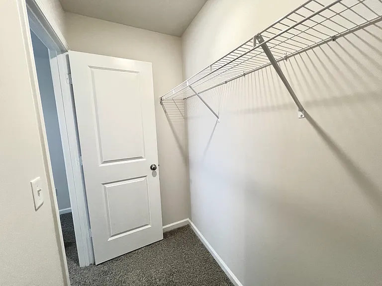 60 Ruffian Ct — Photo 44