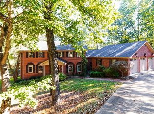 9104 Windstone Dr, Ooltewah, TN 37363