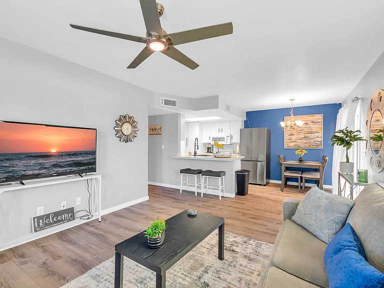 806 E Joan D Arc Ave — Photo 21