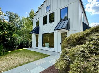 779 North St #1, Greenwich, CT 06831