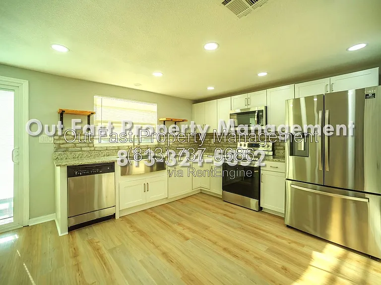 4811 N 30th St — Photo 13