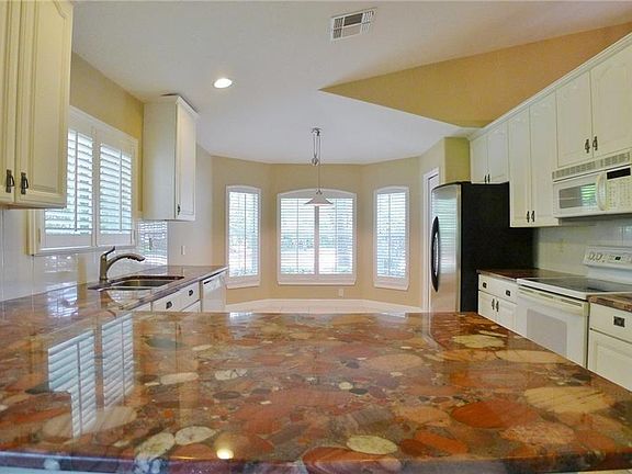 3rd image of 16201 Ashley Park Pl