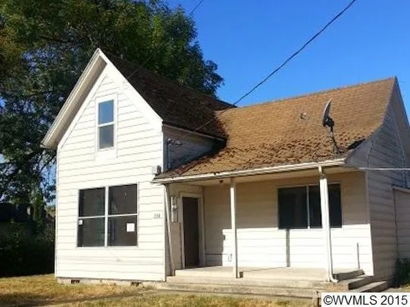 114 N Log Cabin St, Independence, OR 97351