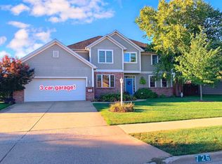 726 S Breckenridge Dr, Dunlap, IL 61525