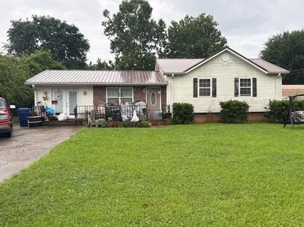 5203 Glade Rd, Anniston, AL 36206