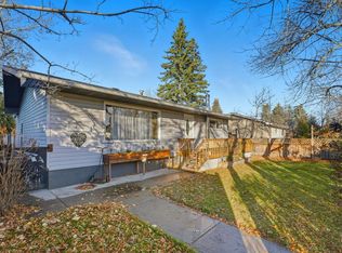 74 E McRae St, Okotoks, AB T1S1J3