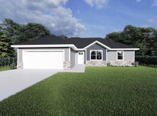 162 E Melton Rd, Ozark, MO 65721