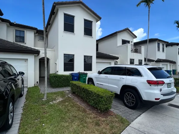 22447 SW 102nd Ave, Miami, FL 33190