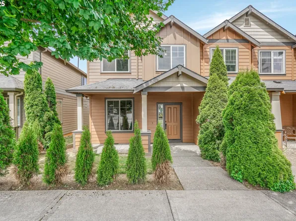 18468 Shadow Ridge Way, Oregon City, OR 97045