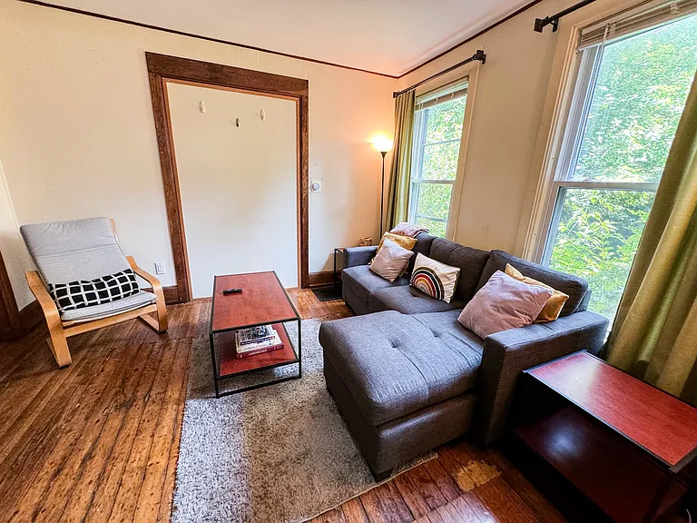 128 Blair St — Photo 10