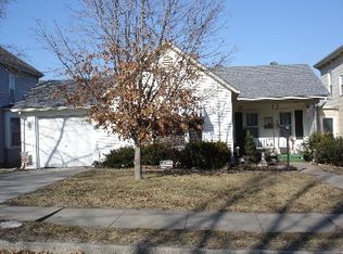 1107 Parallel St, Atchison, KS 66002