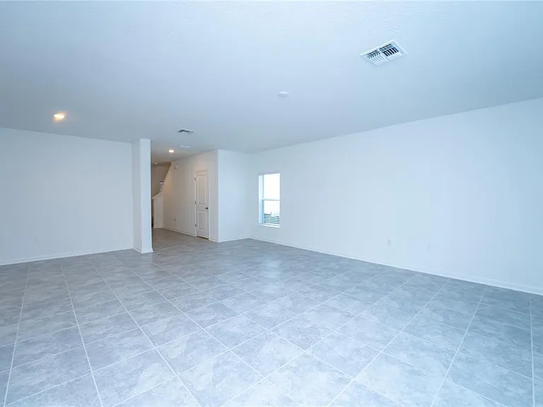 581 Bell Prairie Cir — Photo 10