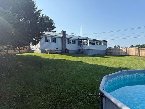 5th image of 677 Prouty Drive