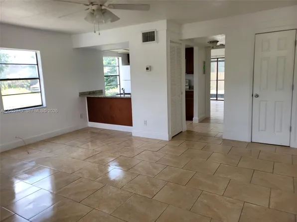 2005 Carlton Dr APT 3, Melbourne, FL 32935