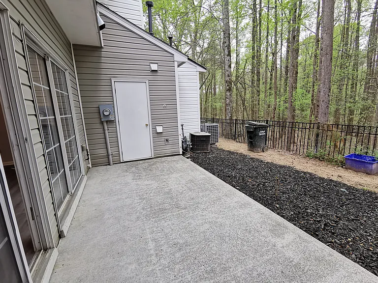 4645 Valais Ct #125 — Photo 29